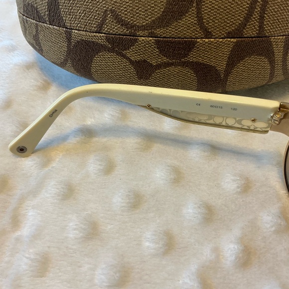 Coach Leanne Sunglasses - Picture 10 of 14